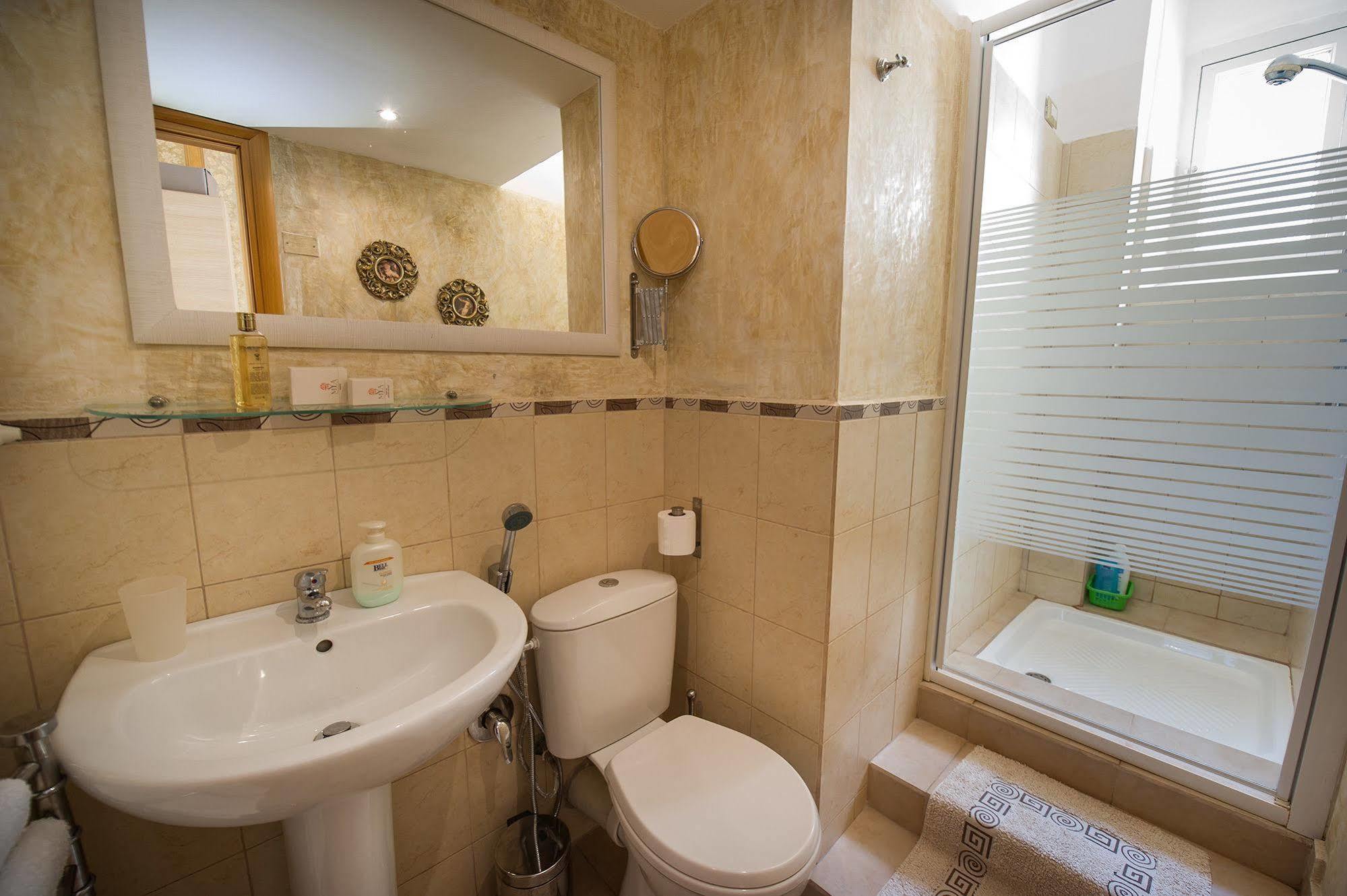 Bed and Breakfast Art Domus Reale Rom Exterior foto